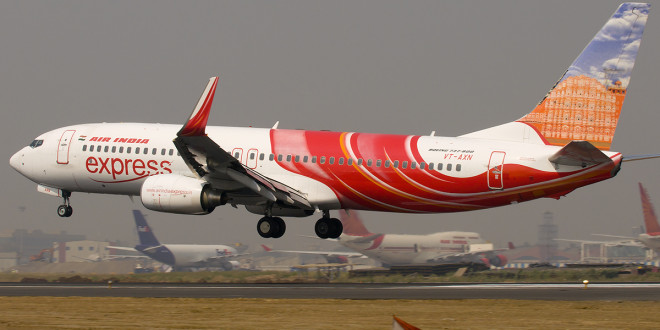 Air India Express Boeing 737-800 VT-AXN lands at Mumbai CSI airport.