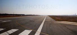 Runway 09 at Kempegowda airport, Bangalore. Image copyright Devesh Agarwal. All rights reserved. Used with permission.