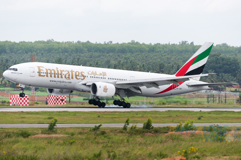 Emirates Boeing 777-200ER. Copyright © Vedant Agarwal. Photo used with permission.