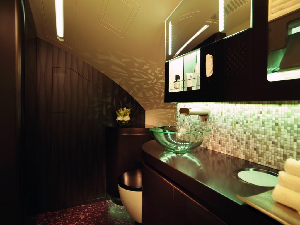 Etihad A380 First Class bathroom and show. Picture courtesy Etihad Airways
