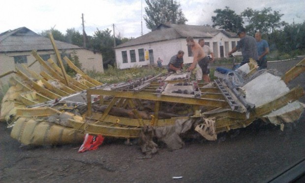 Malaysia Airlines MH17 crash 9M-MRD Debris July 17, 2014 Boeing 777-200ER