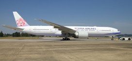 China Airlines' first Boeing 777-300ER B-18051.