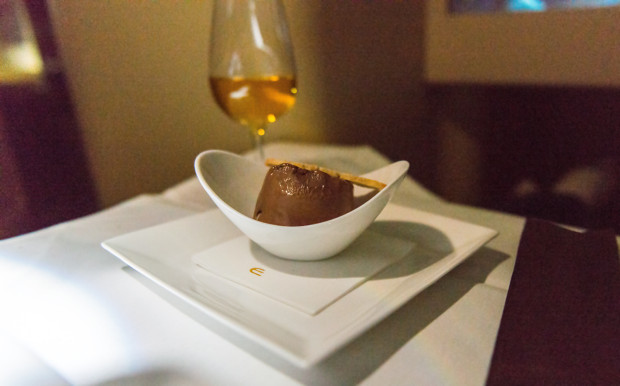 Etihad Airways regional Business Class dinner dessert