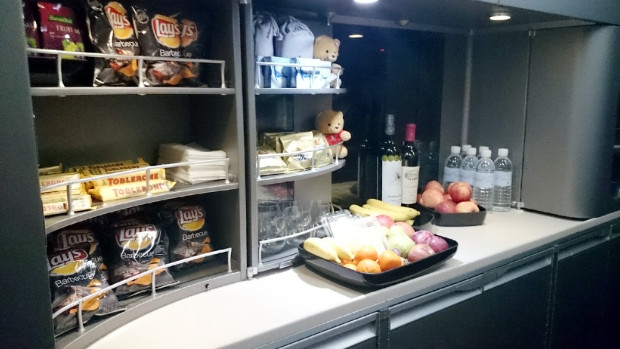 Singapore Airlines business class on the A380. Galley snack bar.