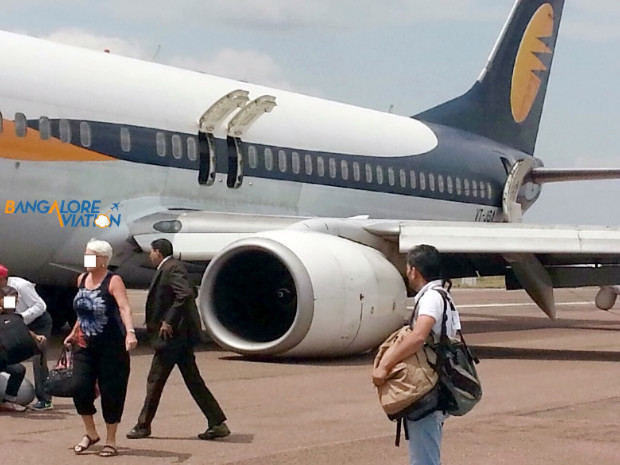 Jet Airways Boeing 737-800 VT-JGA landing gear collapse, Khajuraho airport. Incident not accident.