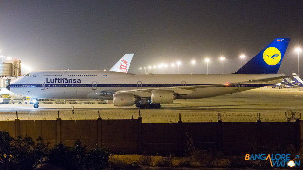 Lufthansa Boeing 747-8i D-ABYT in the "retro livery"