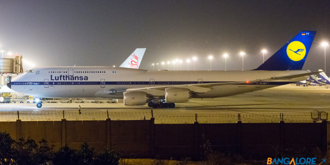 Lufthansa Boeing 747-8i D-ABYT in the "retro livery"