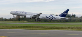 Garuda Indonesia "SkyTeam livery" Boeing 777-300ER PK-GII.