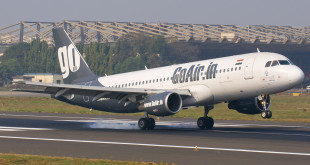 GoAir Airbus A320 VT-WAI lands at Mumbai airport. Photo by Devesh Agarwal.