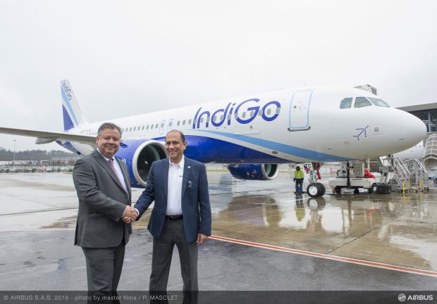 Dr Kiran Rao of Airbus and Capt. Ashim Mittra of IndiGo