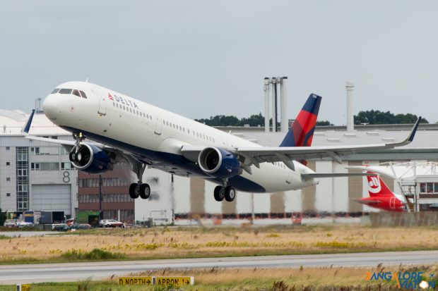 Delta Airbus A321 N306DN. Departing for it's delivery flight.