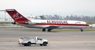 Aerosucre Boeing 727-200F freighter HK-4465. This image is licensed under CC-BY-SA 3.0 license. Image copyright www.aeroprints.com