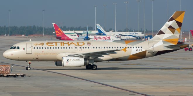 Etihad Airways Airbus A320 A6-EIC at Kempegowda Airport, Bangalore