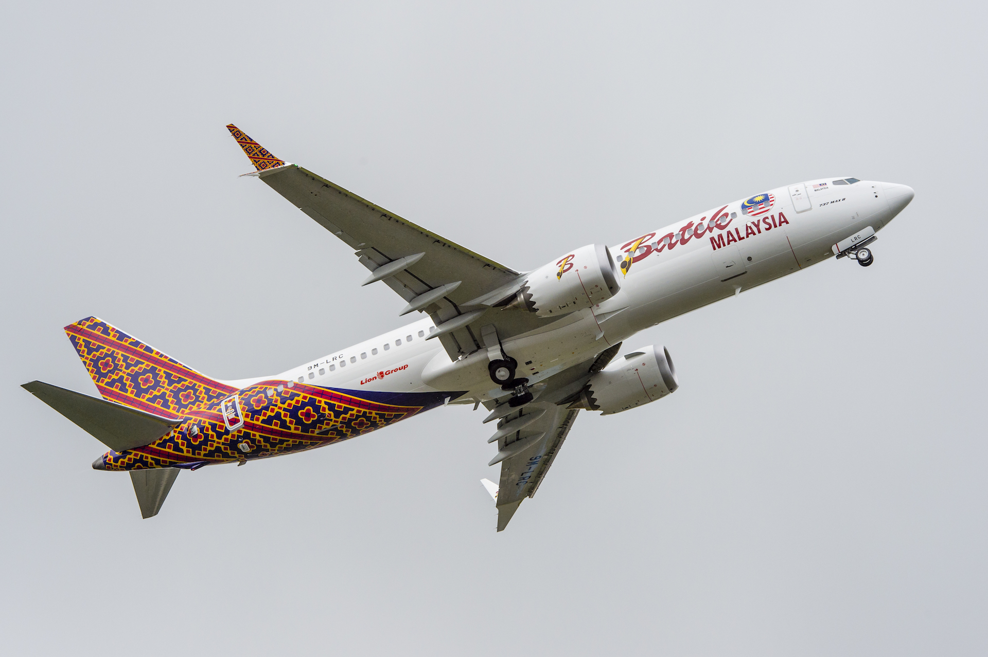 Boeing delivers first 737 MAX to Malindo Air of Malaysia ...