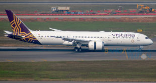 Vistara's first 787-9 lands at New Delhi airport. Photo by Yash Kumar (TeamAviationIndia).